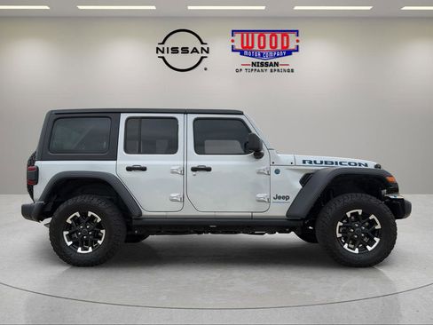 Used 2024 Jeep Wrangler Unlimited Rubicon 4xe AWD/4WD image 2