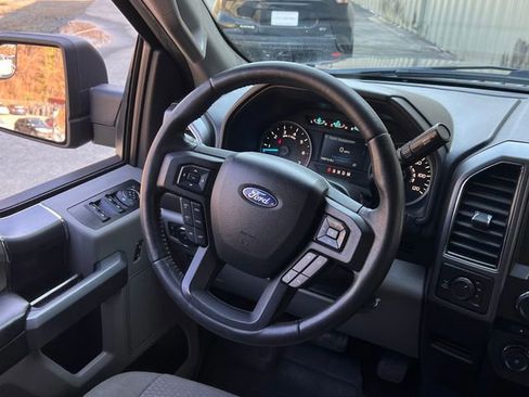 Used 2018 Ford F150 XLT w/ Equipment Group 302A Luxury AWD/4WD image 17
