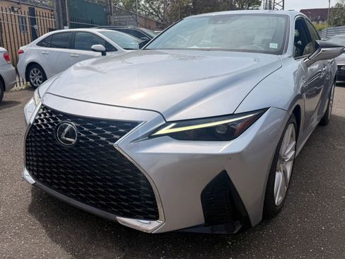 Used 2023 Lexus IS 300 w/ Comfort Package RWD image 31