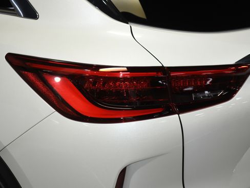 Used 2022 INFINITI QX50 Sensory w/ Cargo Package image 60