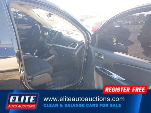 Used 2020 Dodge Journey SE w/ SE Popular Equipment Group image 10