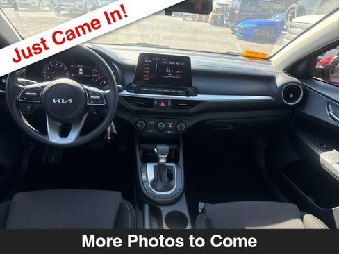 Used 2022 Kia Forte LXS image 10