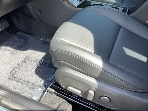 New 2026 Hyundai Kona Limited FWD image 17
