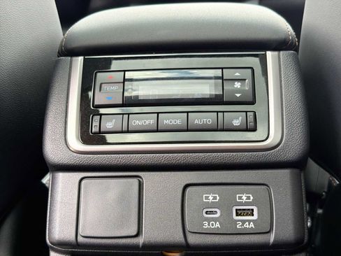 Certified 2026 Subaru Ascent Limited Bronze AWD/4WD image 33