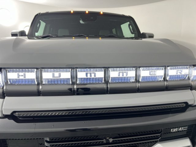 Certified 2025 GMC Hummer EV 3X w/ Extreme Off-Road Package AWD/4WD image 33