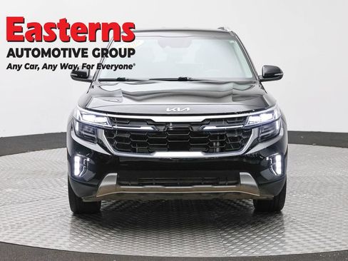 Used 2024 Kia Seltos SX AWD/4WD image 2