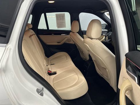 Used 2018 BMW X1 sDrive28i FWD image 16