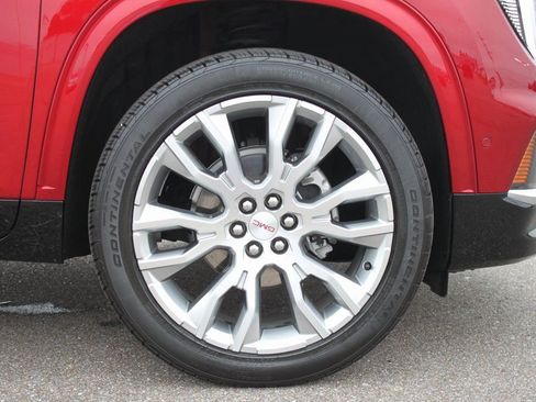 Used 2024 GMC Acadia Denali w/ Super Cruise Package image 4