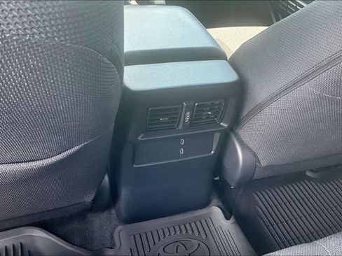 Used 2025 Toyota 4Runner SR5 AWD/4WD image 21