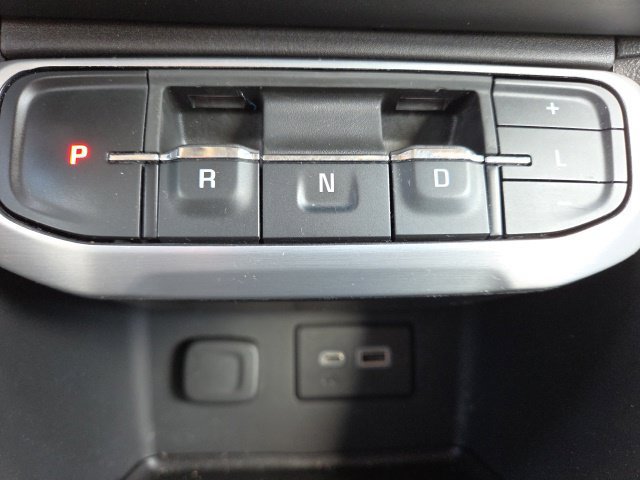Used 2023 GMC Acadia SLE FWD image 30