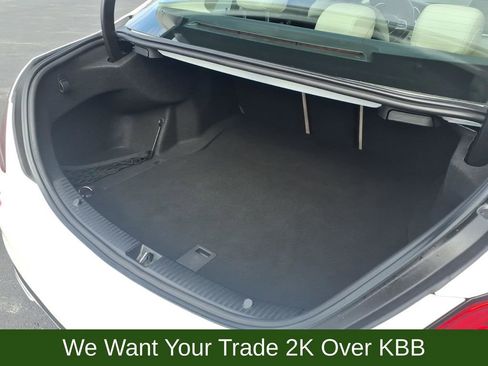 Used 2019 Mercedes-Benz C 300 4MATIC Sedan image 16