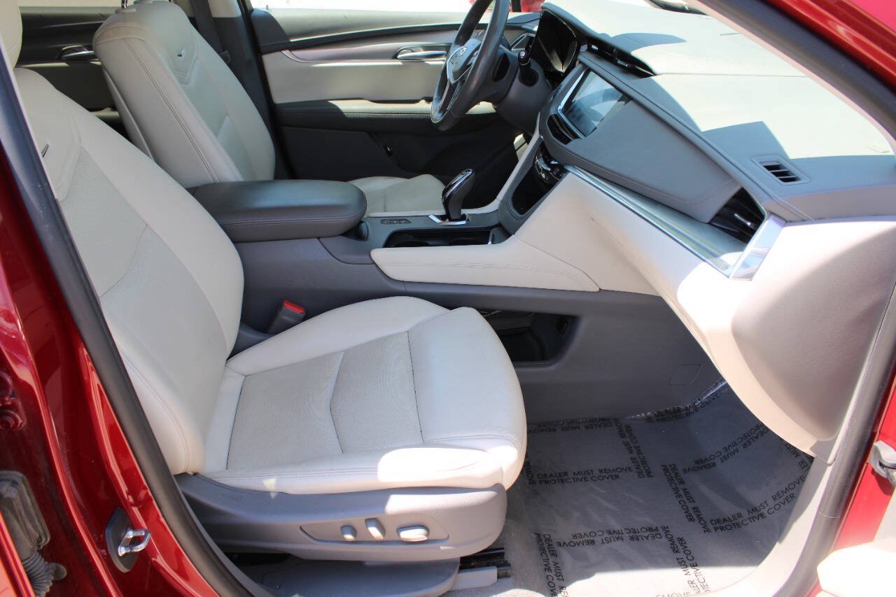 Used 2019 Cadillac XT5 Luxury AWD/4WD image 11