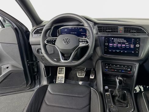 Used 2024 Volkswagen Tiguan SEL R-Line AWD/4WD image 25