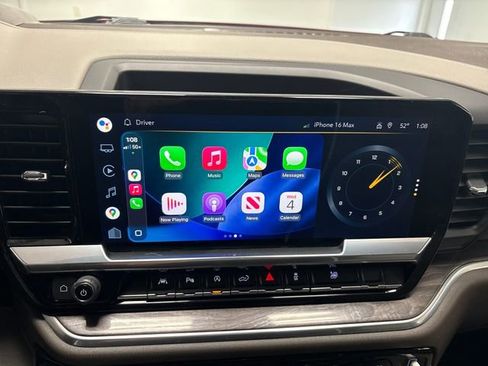 Used 2022 Chevrolet Silverado 1500 LTZ w/ LTZ Premium Package image 48