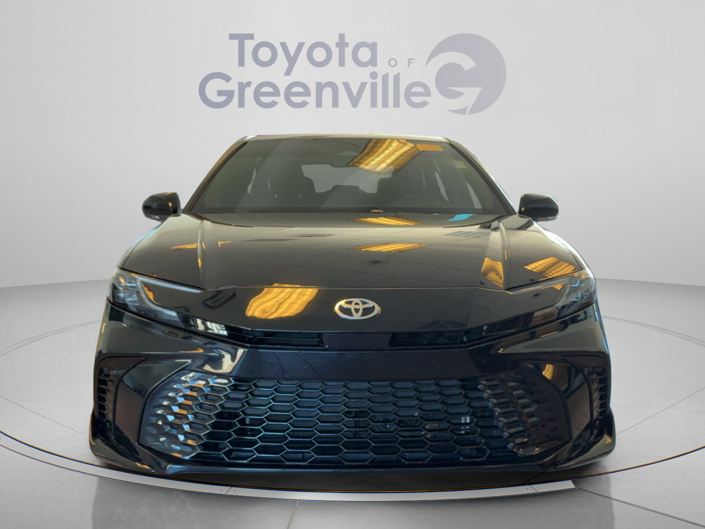 Used 2026 Toyota Camry XSE FWD image 9