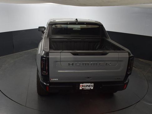 New 2025 GMC Hummer EV 2X image 45