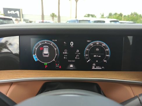 New 2026 Volkswagen Tiguan SEL R-Line AWD/4WD image 46