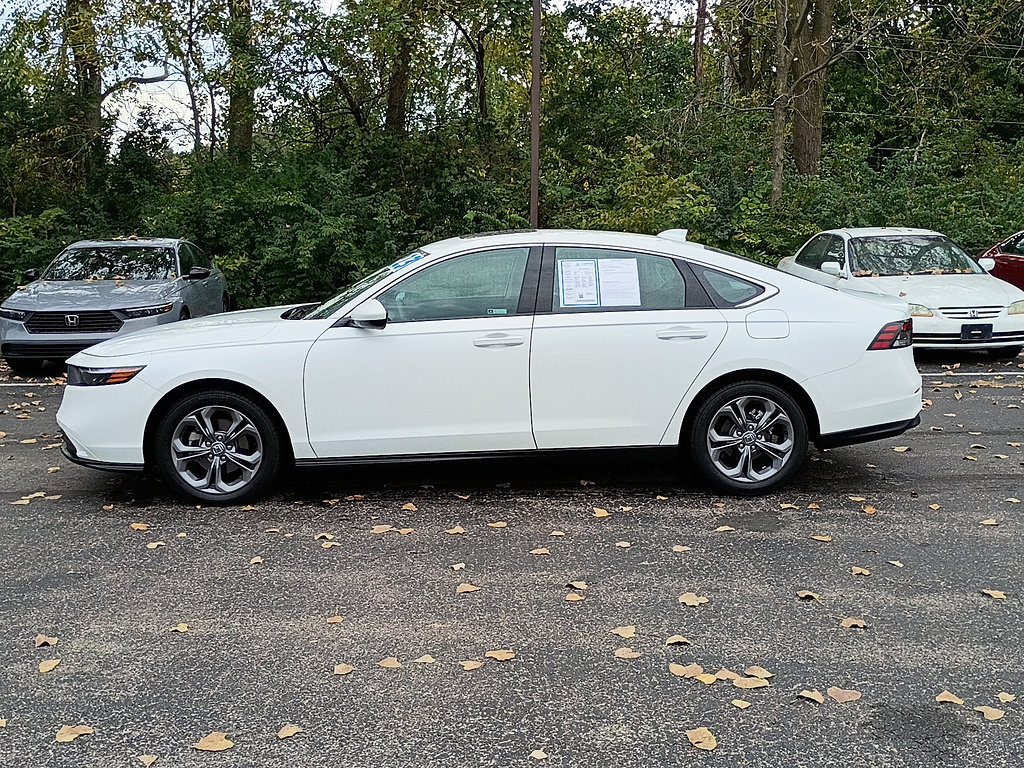 Used 2023 Honda Accord EX image 6