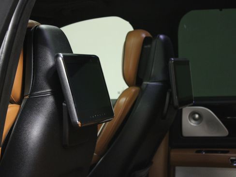 Used 2020 Lincoln Aviator Black Label Grand Touring w/ Class IV Trailer Tow Package image 13