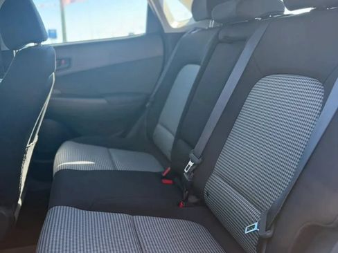 Used 2019 Hyundai Kona SE AWD/4WD image 18