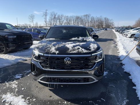 New 2026 Volkswagen Atlas Cross Sport SEL image 2