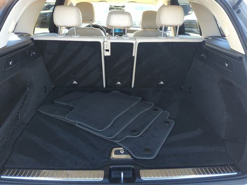 Used 2022 Mercedes-Benz GLC 300 GLC 300 image 31