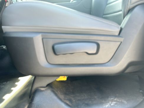 Used 2017 RAM 1500 Tradesman RWD image 10