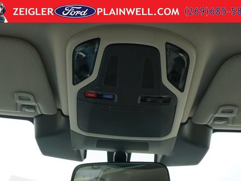 Used 2023 Subaru Outback Premium AWD/4WD image 29
