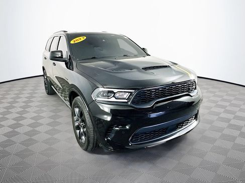Used 2023 Dodge Durango R/T w/ Hemi Orange Plus Package AWD/4WD image 2