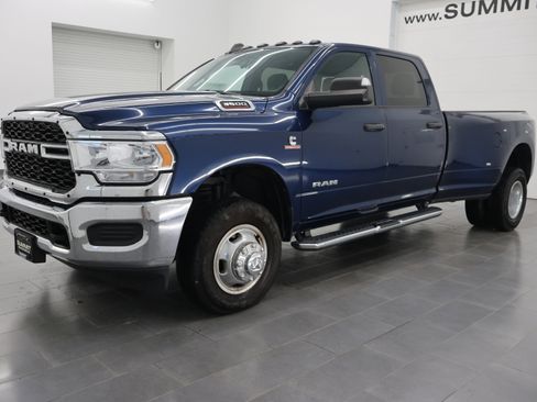 Used 2022 RAM 3500 Tradesman AWD/4WD image 7