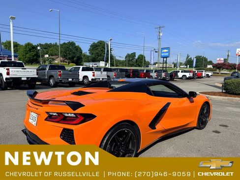 Used 2024 Chevrolet Corvette Stingray Preferred Conv w/ Z51 Performance Package RWD image 24