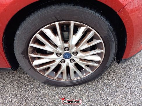 Used 2018 Ford Focus Titanium w/ Titanium Technology Package image 2