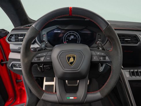 Used 2024 Lamborghini Urus Performante AWD/4WD image 15