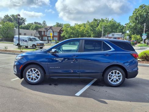 Used 2022 Chevrolet Equinox LT FWD image 29