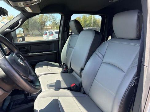 New 2024 RAM 3500 Tradesman w/ Chrome Appearance Group image 18