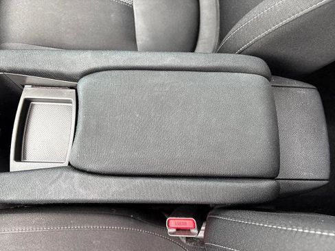 Used 2019 Honda Civic EX image 26