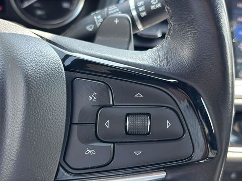 Certified 2023 Buick Enclave Essence FWD image 29