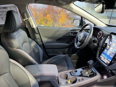 New 2026 Subaru Crosstrek 2.5i Limited w/ Crosstrek Mirror Package image 8