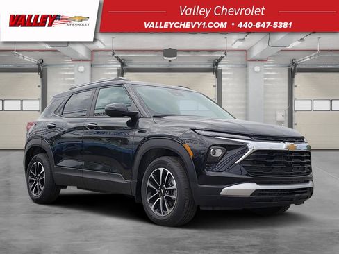 New 2026 Chevrolet TrailBlazer LT w/ LT Cold Weather Package FWD image 1