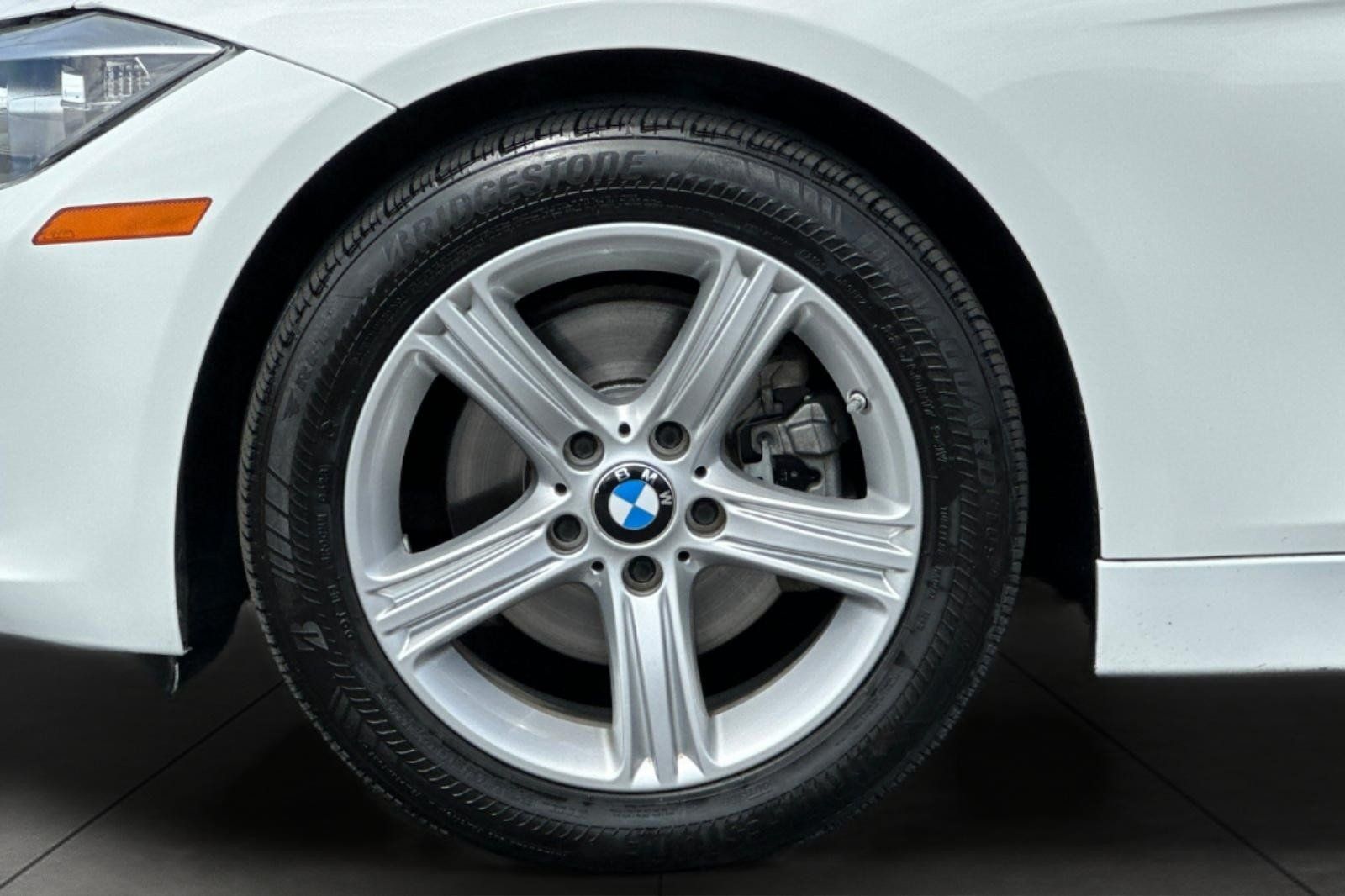 Used 2015 BMW 328i Sedan RWD image 24