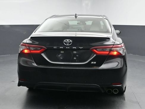 Used 2023 Toyota Camry SE FWD image 8