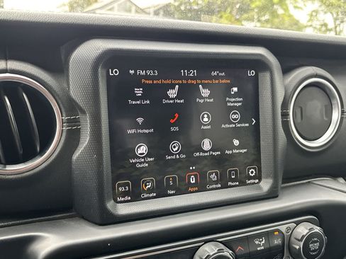Certified 2020 Jeep Gladiator Overland AWD/4WD image 14