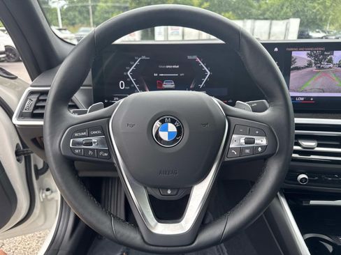 Used 2023 BMW 330i xDrive Sedan w/ Premium Package AWD/4WD image 27