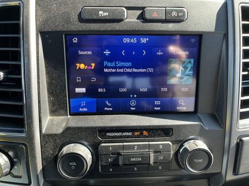 Used 2019 Ford F150 XLT w/ Equipment Group 302A Luxury AWD/4WD image 13