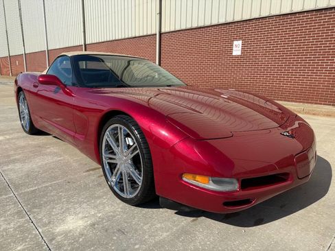 Used 2004 Chevrolet Corvette Convertible w/ Preferred Equipment Group image 9