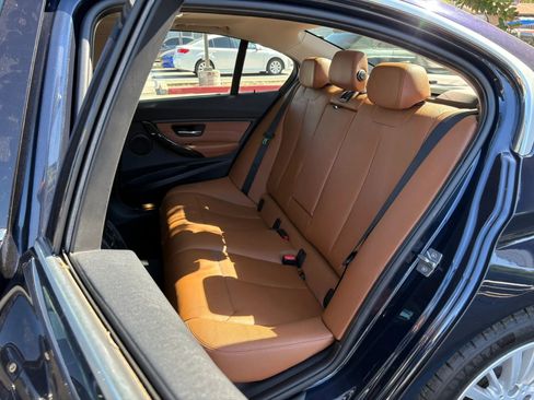 Used 2015 BMW 328i Sedan RWD image 11