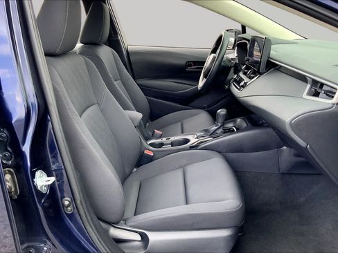 Used 2024 Toyota Corolla LE FWD image 9
