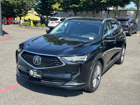 Used 2023 Acura MDX SH-AWD w/ Advance Package image 3