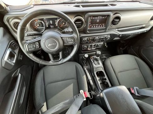 Used 2021 Jeep Wrangler Sport S image 11