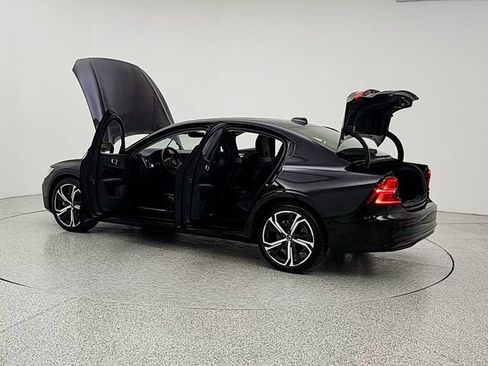 Used 2024 Volvo S60 B5 Core w/ Climate Package FWD image 12